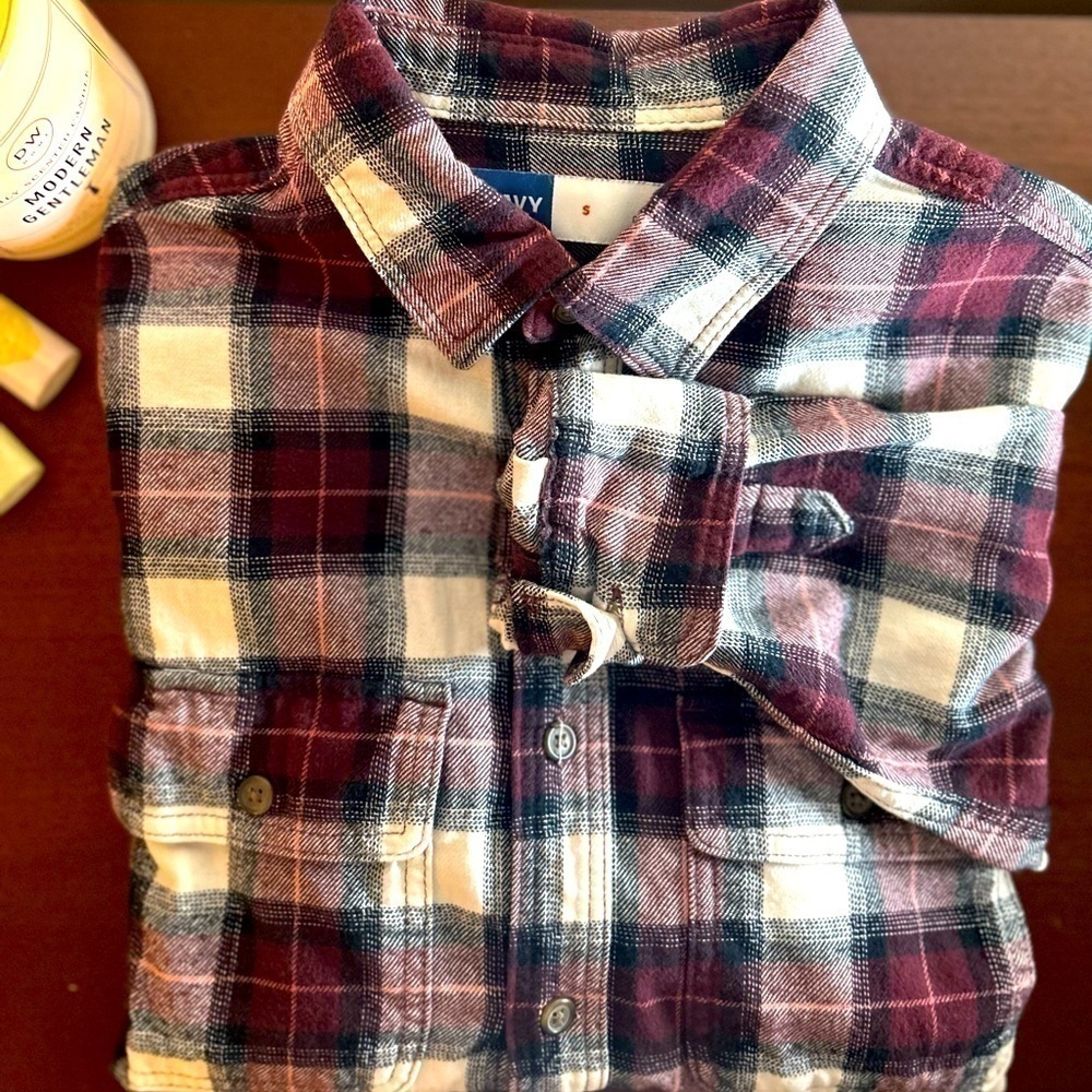Old Navy | Double Brushed Flannel Shirt in Maroon/Black/White Plaid (Small) - Picture 11 of 11